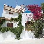 Marisa Parikia (Paros)