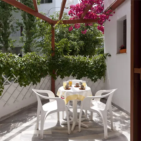 Guest house Marisa Parikia (Paros)