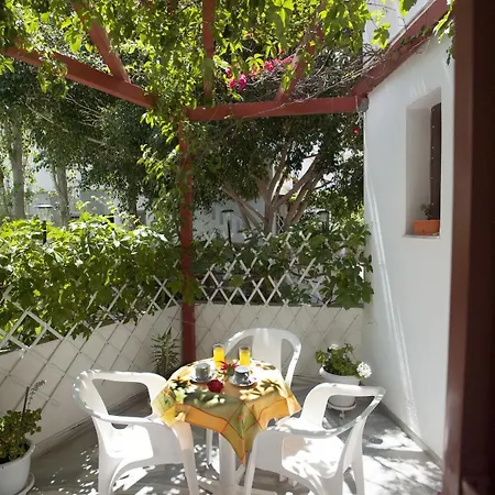 Marisa Parikia (Paros)