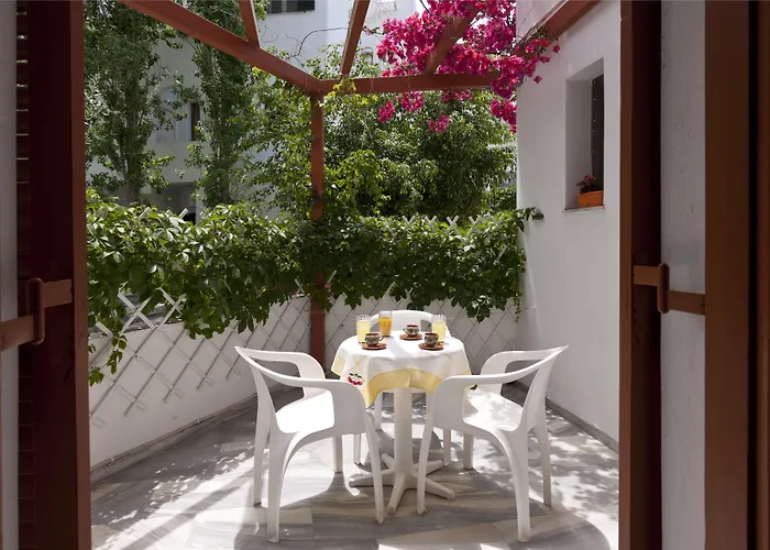 Πανσιόν Marisa Πάρος